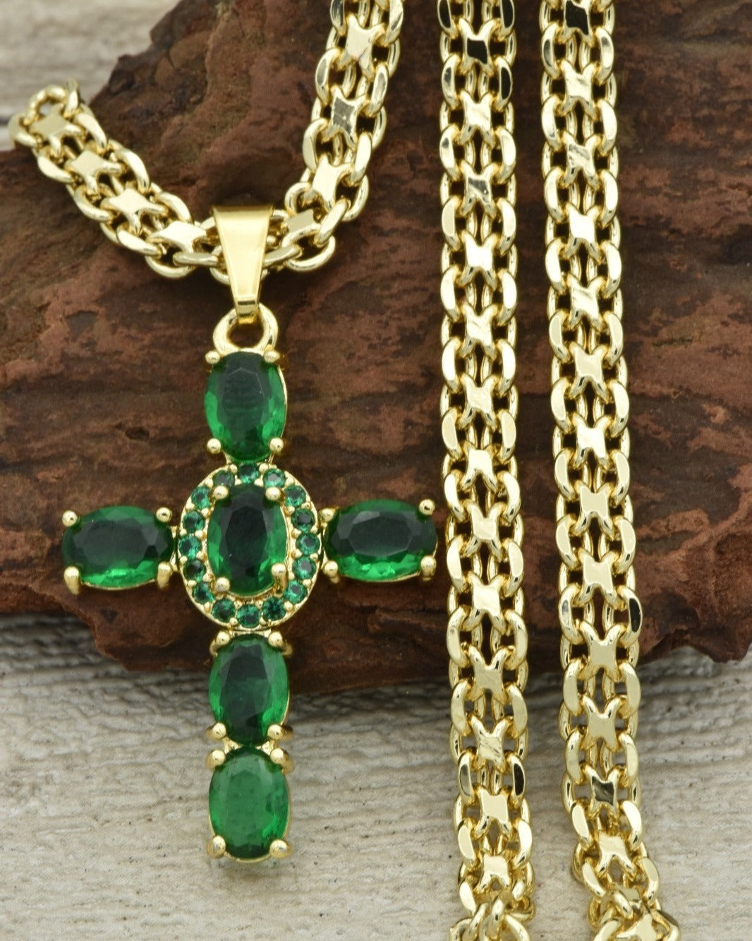 Cadena Chinesca Gruesa 60cm + Dije Cruz Sagrada + PULSERA GRATIS